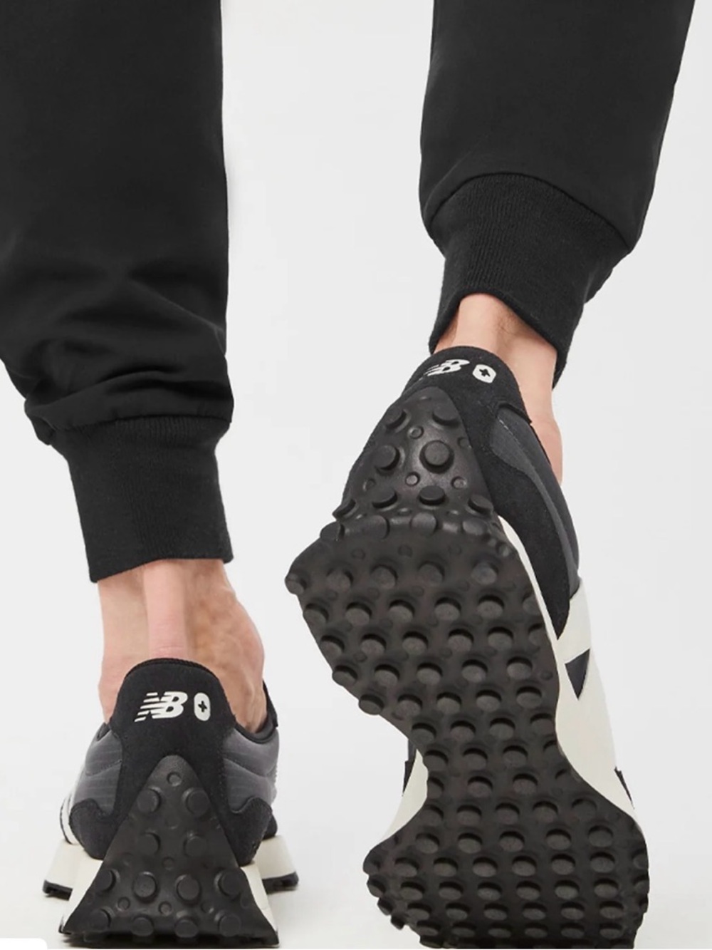 Figs New Balance 327-Black /White -8.5 Worn a few times -like new. No box. - Picture 5 of 16